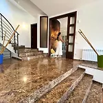 Villa De Lujo Con Vistas Al Mar Y Piscina Privada